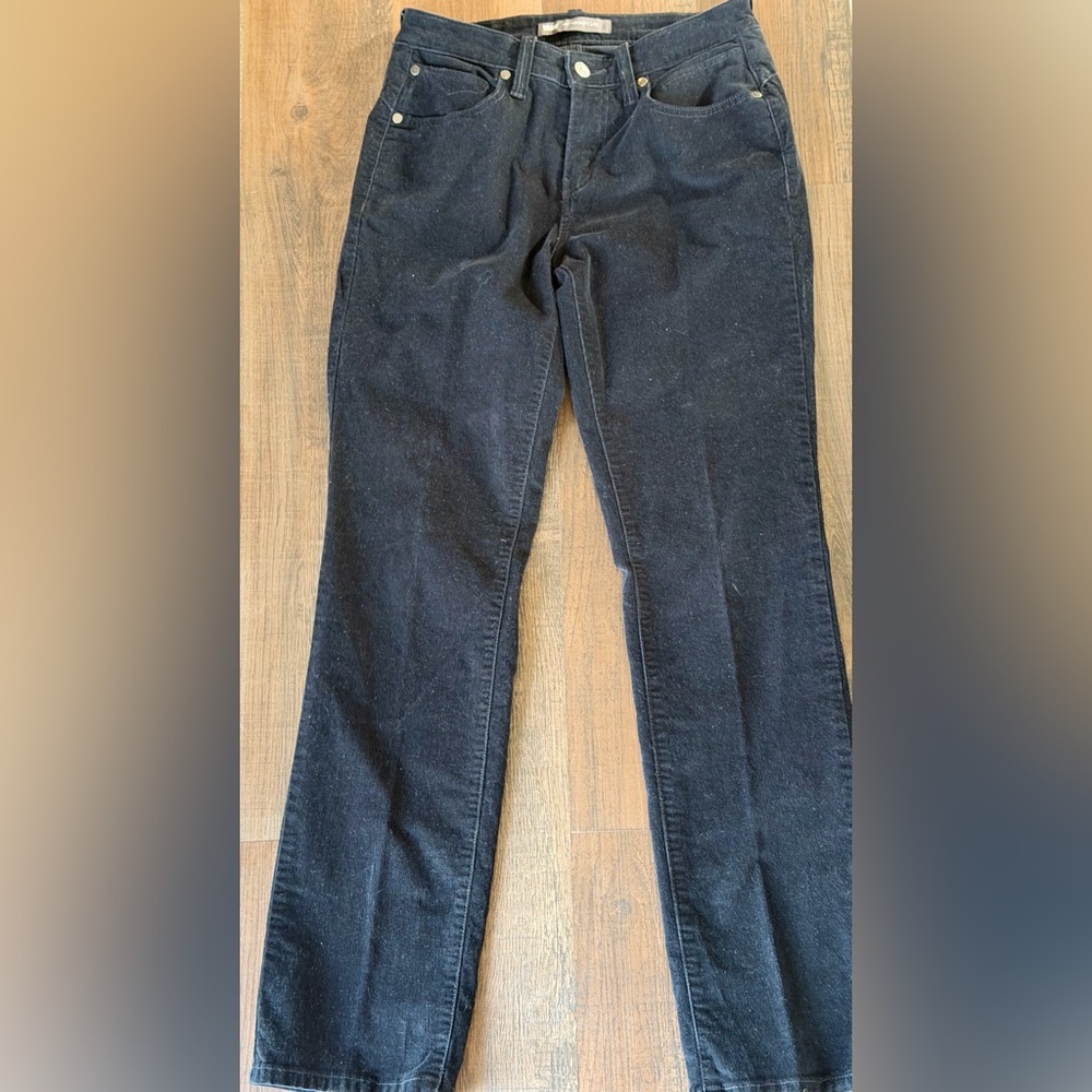 Levi’s 505 Black Straight Leg Jeans Quiet Luxury Classic Denim